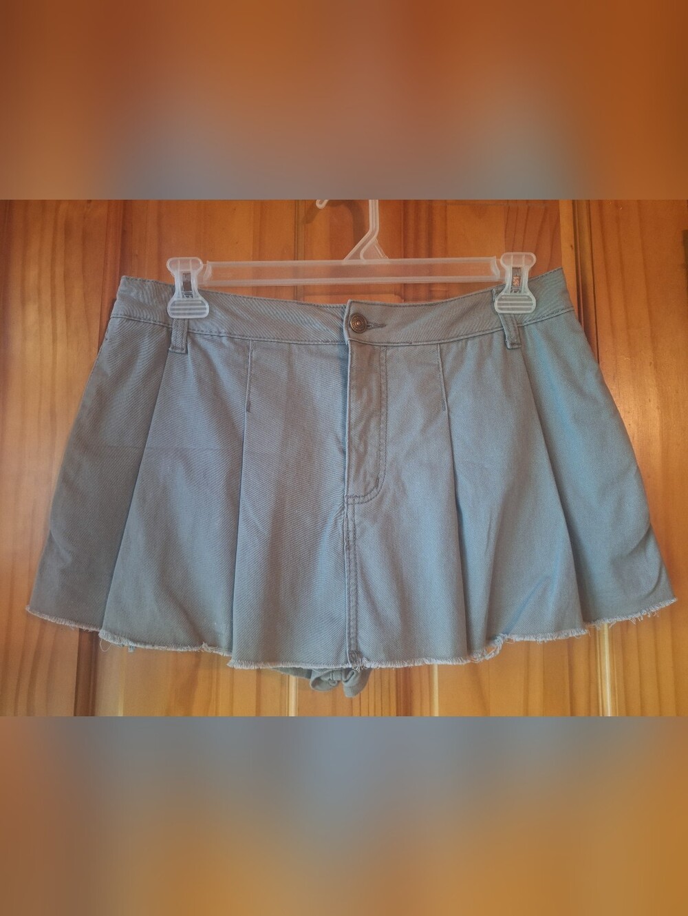 Rewash Dusty Blue Pleated Skort with Raw Hem